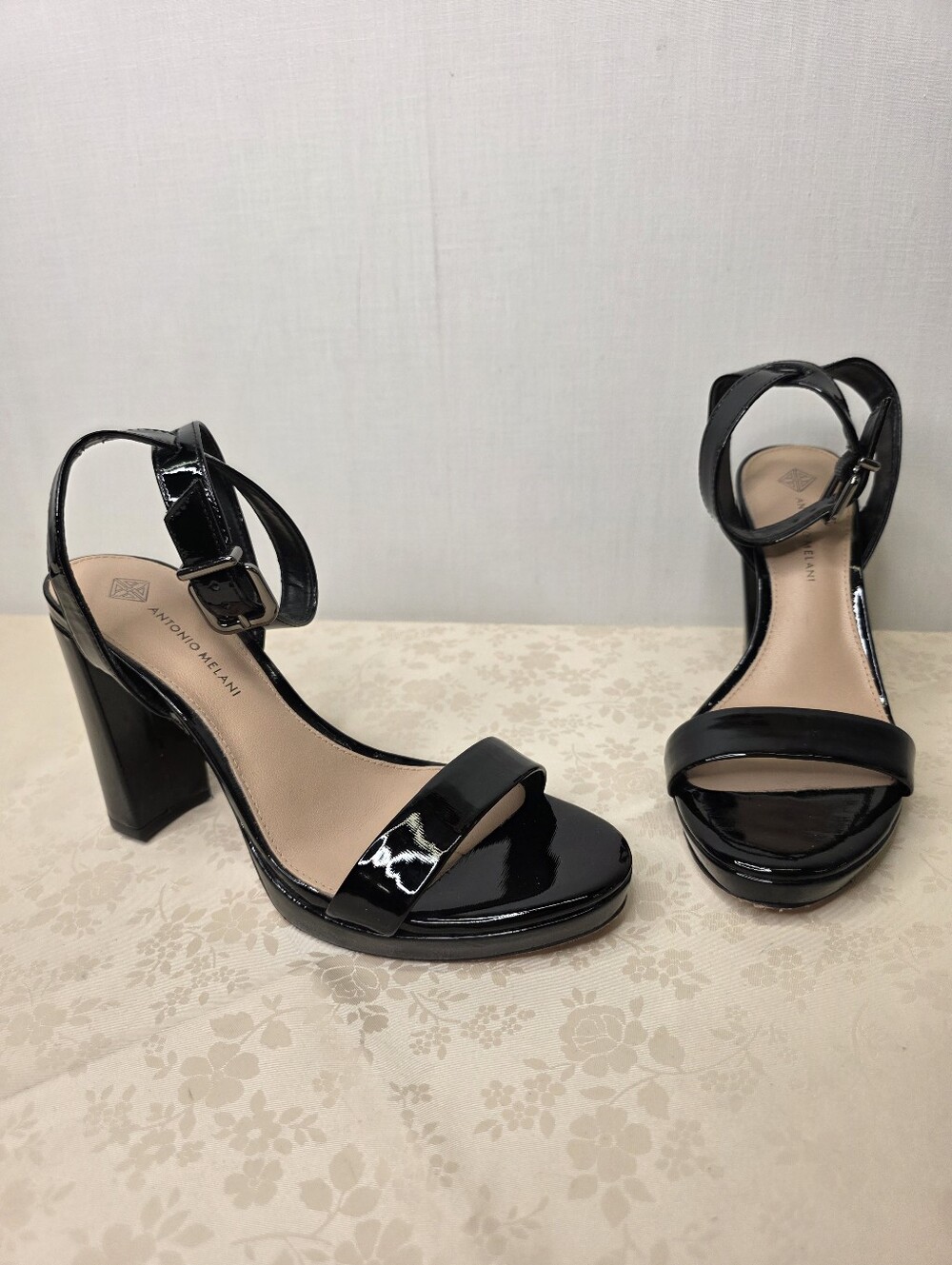 Antonio Melani Black Patent Leather Platform Block Heel Ankle Strap Sandals 6.5M